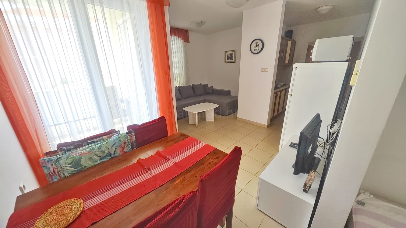 1749812329_baska_opremljen_apartman_u_neposrednoj_blizini_mora_prodaja_21