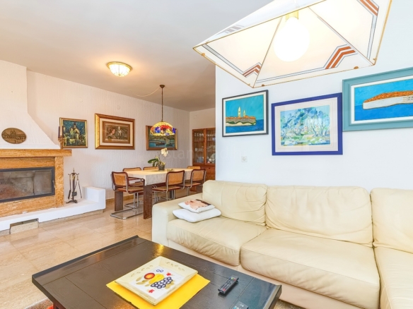 1752475604 punat dvojna kuca s 5 apartmana u neposrednoj blizini mora prodaja 48