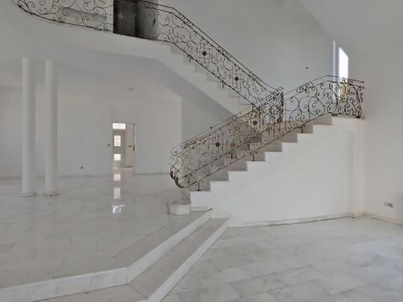 01a0a6e3e40e015dbf4507ba554d1fef copy large