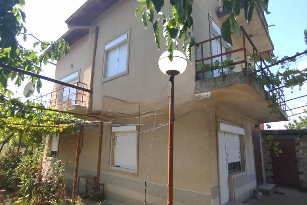 10409716 139263155 grande