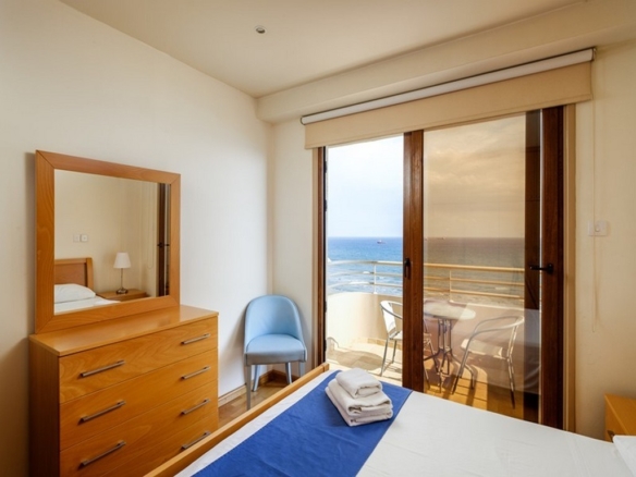 2 bedroom apartment for sale in larnaca