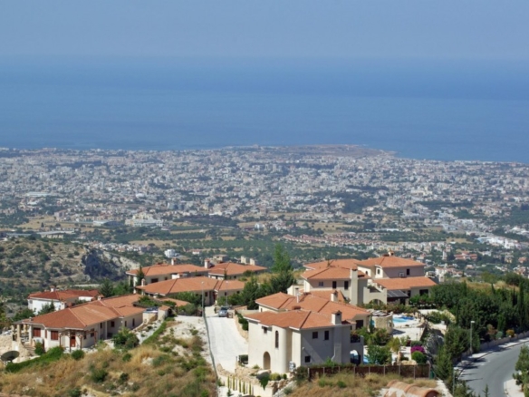 501535 villas houses in tsada full