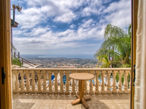 506218 detached villa for sale in pegia full