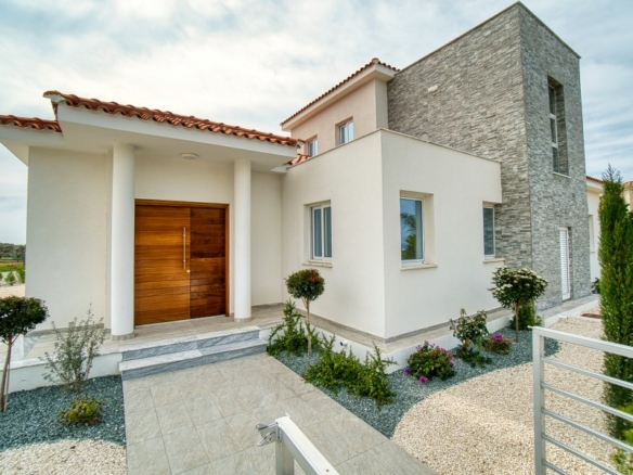 566291 detached villa for sale in select location full