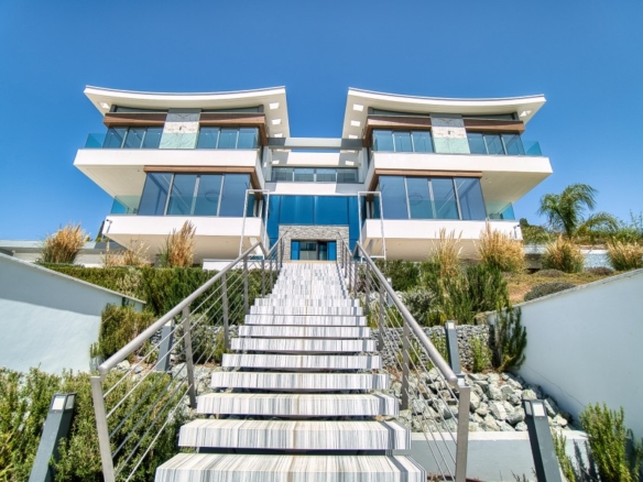 576081 detached villa for sale in pegia coral bay full