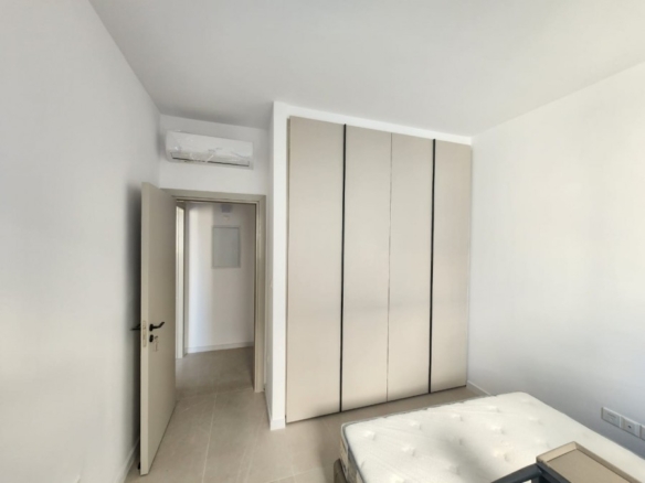 600032 apartment for sale in zakaki full