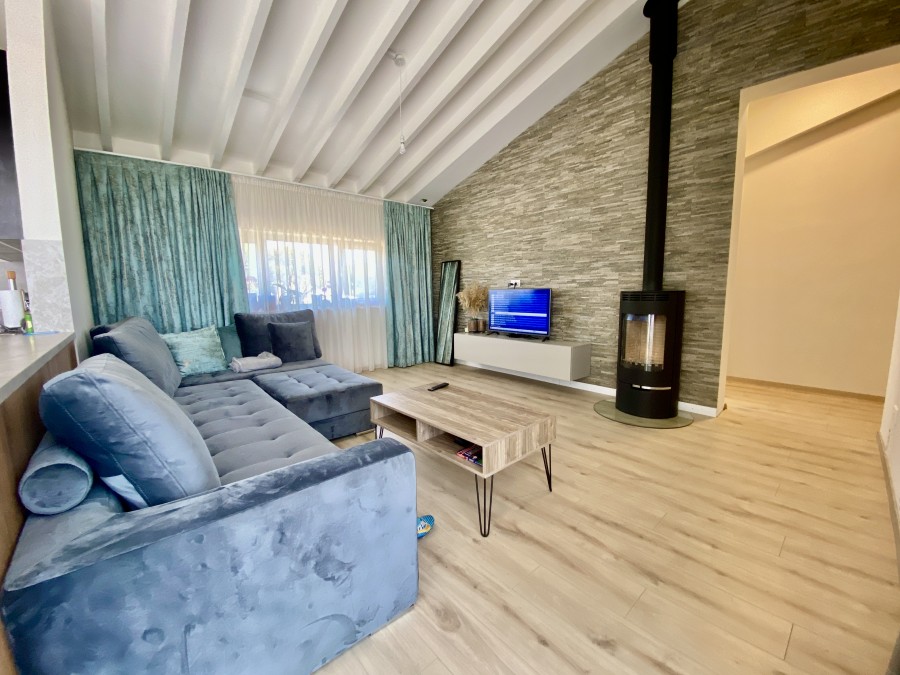 601743-bungalow-for-sale-in-souni-zanakia_full