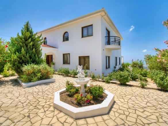 602160 detached villa for sale in tala full