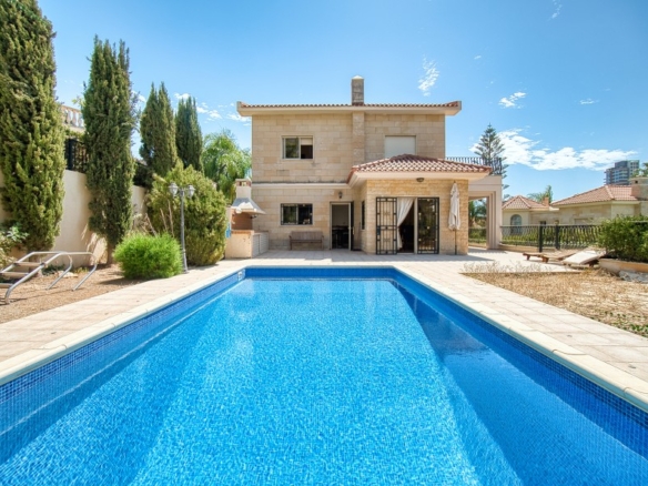 622220 detached villa for sale in agios tychonas full