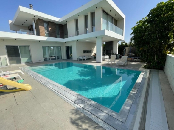 625219 detached villa for sale in select location full