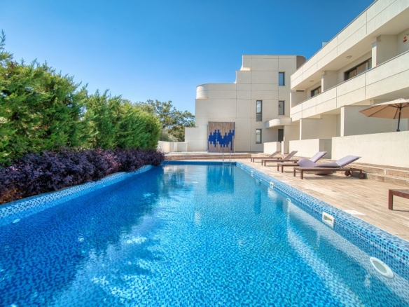 628615 town house for sale in potamos germasogeias full