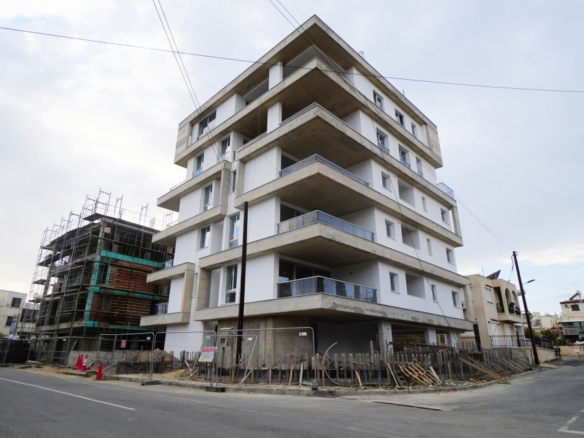 640034 apartment for sale in larnaca full