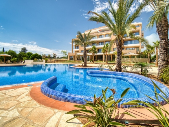 651169 apartment for sale in limassol full