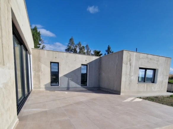 676184 detached villa for sale in pyrgos full