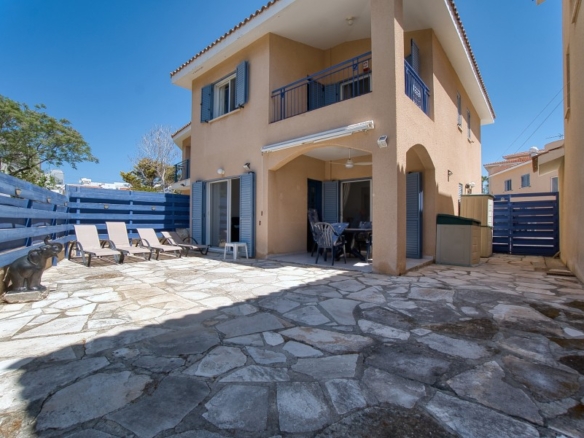 680758 detached villa for sale in kato paphos universal full