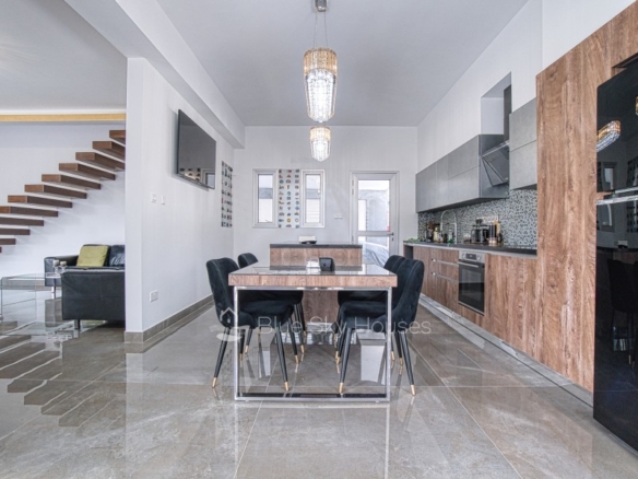 690210 detached villa for sale in ayios ioannis full