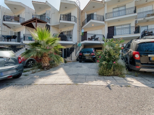 690897 detached villa for sale in chloraka full