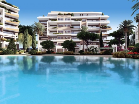 692570 apartments penthouses in chloraka full