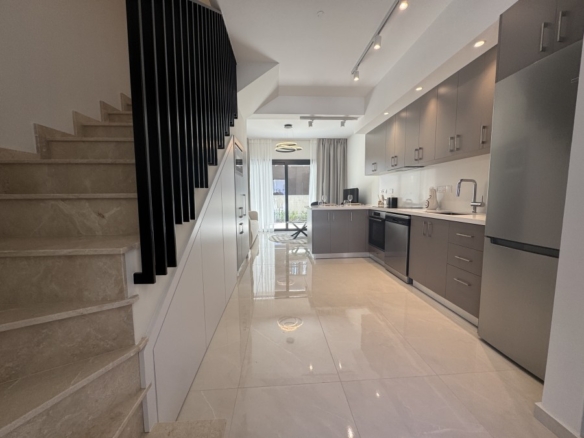 695129 town house for sale in parekklisia full