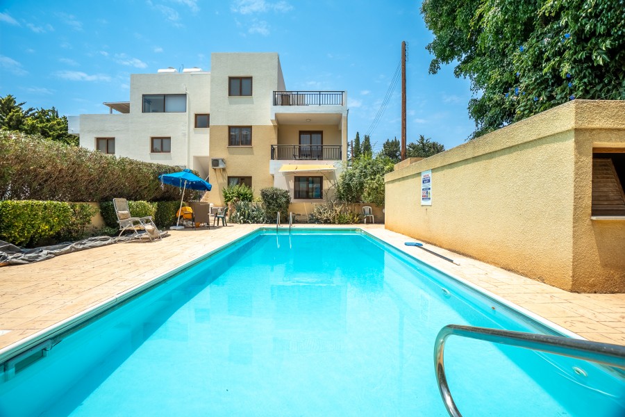 715955-penthouse-for-sale-in-kato-paphos-universal_full