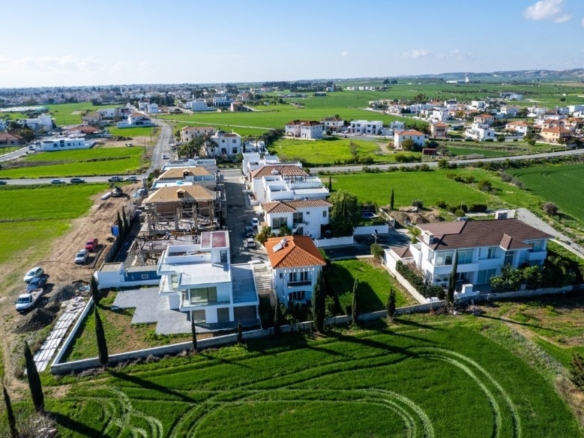 719585 detached villa for sale in select location full