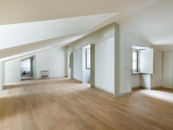 ID43407201 0000 0500 0000 00001204efc5