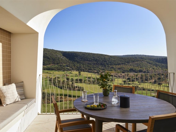 ID81c42801 0000 0500 0000 0000116d57ce