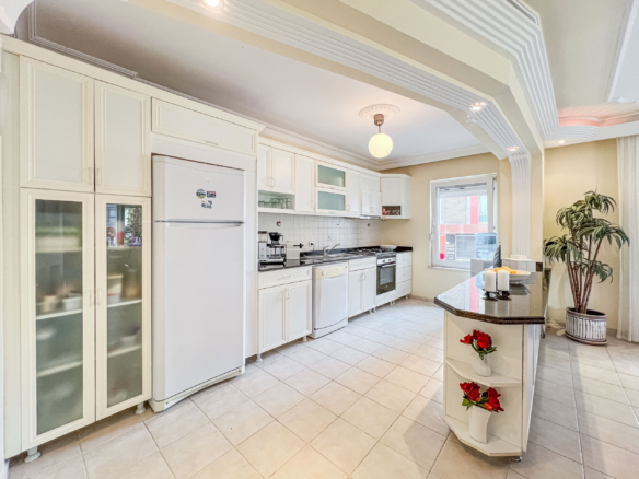 alanya mahmutlar exterior 12 6 scaled 1