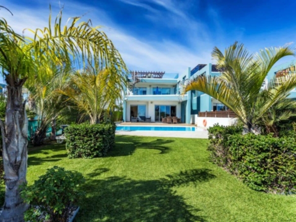 faros luxuryapartments 7 medium large