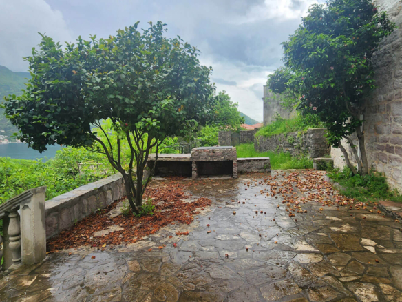 house for sale in herceg novi kamenari 1 astra real estate agency