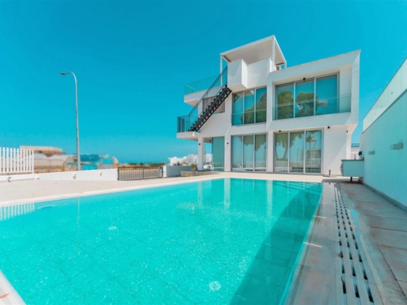 imperial v7 dsc05918 hdr copy large