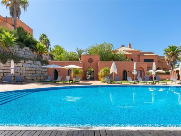 1 1 3340e068 cc5e 4ec6 bd12 cd6a5799a8b9