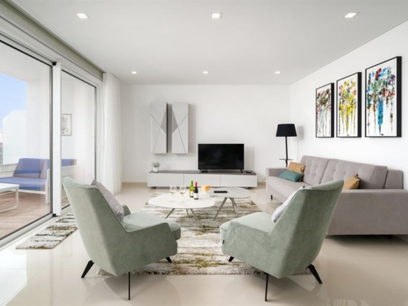 1 1 cb934e7c 309f 487a bdd1 77b878acd2df