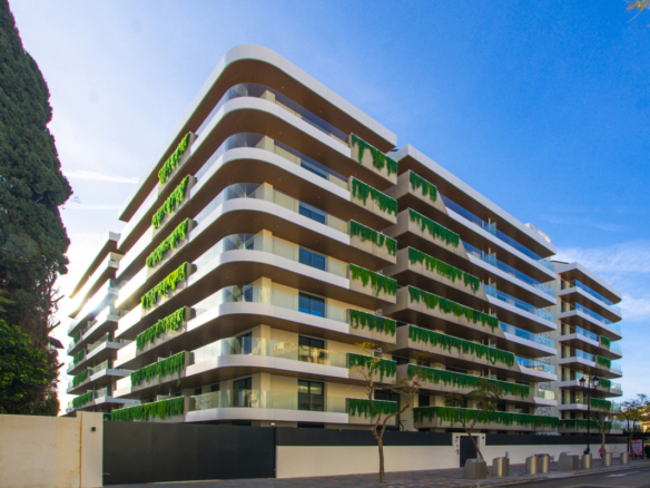 1 7980e48d732b6fc85c14b43b94d2aa54 310