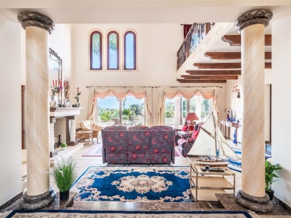 11 1 945102f9 6deb 49a7 b5f9 0885e6e30a94