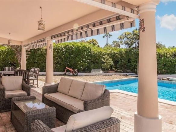 2 1 59e9abf5 d203 4f3f 8d4e 0597b7c0ce31