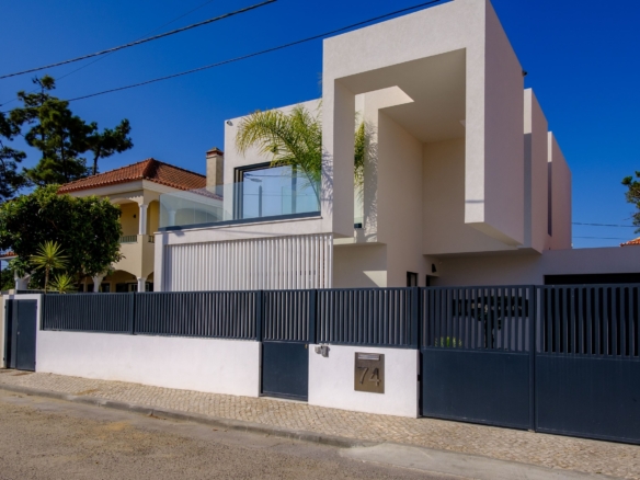 4ffc353a 1664 4e30 a5df 3a6834c16281