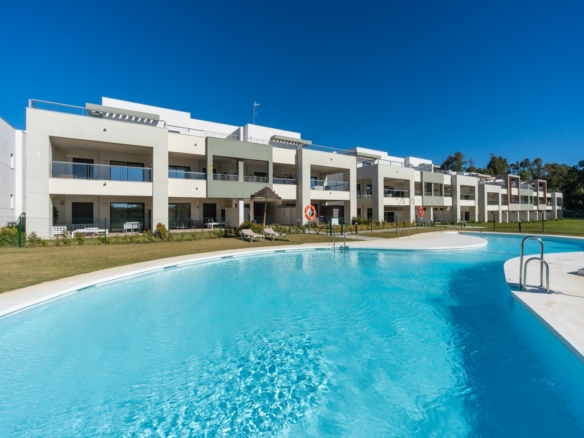 A7.2 Solemar apartments Casares Swimming pool Abril 25