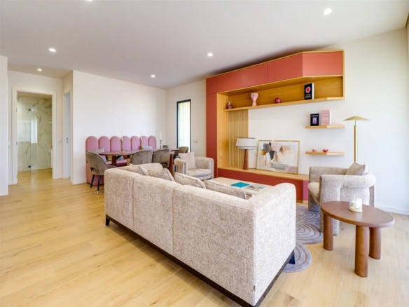 bc0cffed 131f 431a b508 adbc839b854b