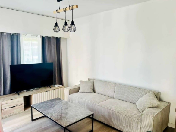 fb2f4139 8371 40d8 a3e7 3b3f3761143c copy large