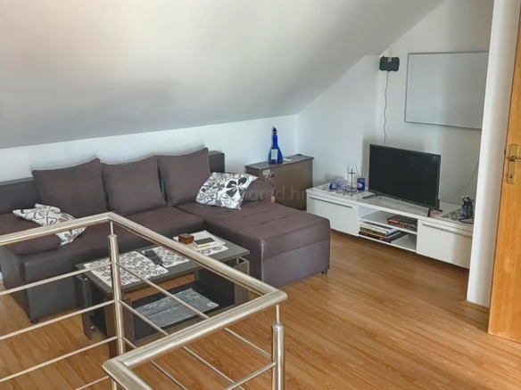 1761833698 krk dvoetazni apartman u neposrednoj blizini mora prodaja 12