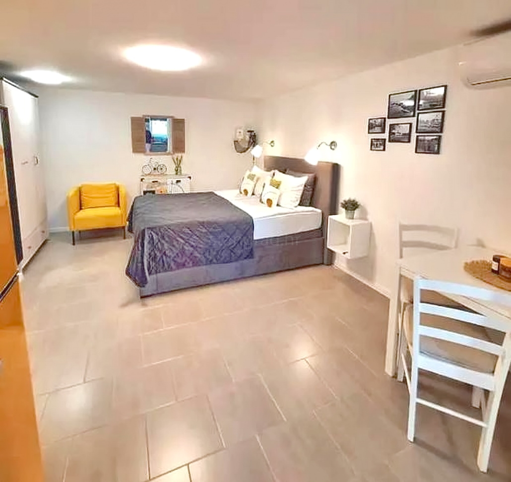 1761837422 krk garsonijera u prizemlju s okucnicom prodaja 02