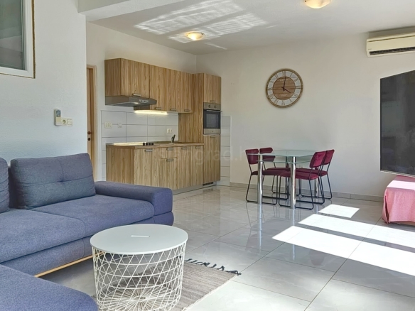 1762357977 crikvenica kompletno namjesten apartman s krovnom terasom i pogledom prodaj