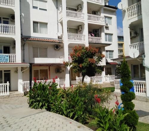 Modern 2-bedroom apartment with pool view in Sunny Beach center, 75 sq.m., Bravo 5.