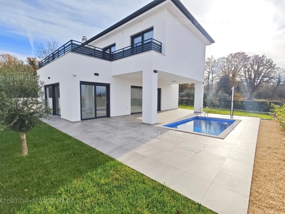 1738750646 malinska moderna samostojeca kuca s bazenom prodaja 13