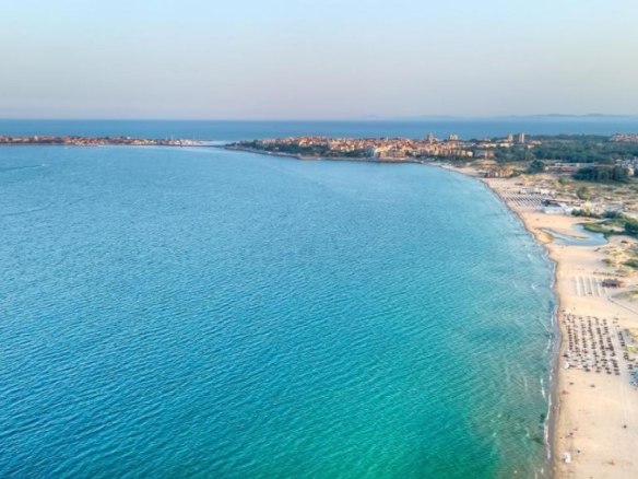 3746 4 heTr3